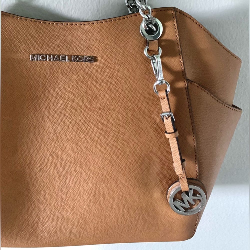 Michael Kors LG JST Leather Chain Shoulder Tote Bag